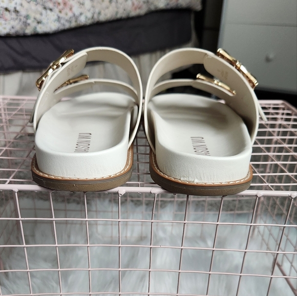 Jason Wu Cream Sandals with Gold Accents - Picture 7 of 7